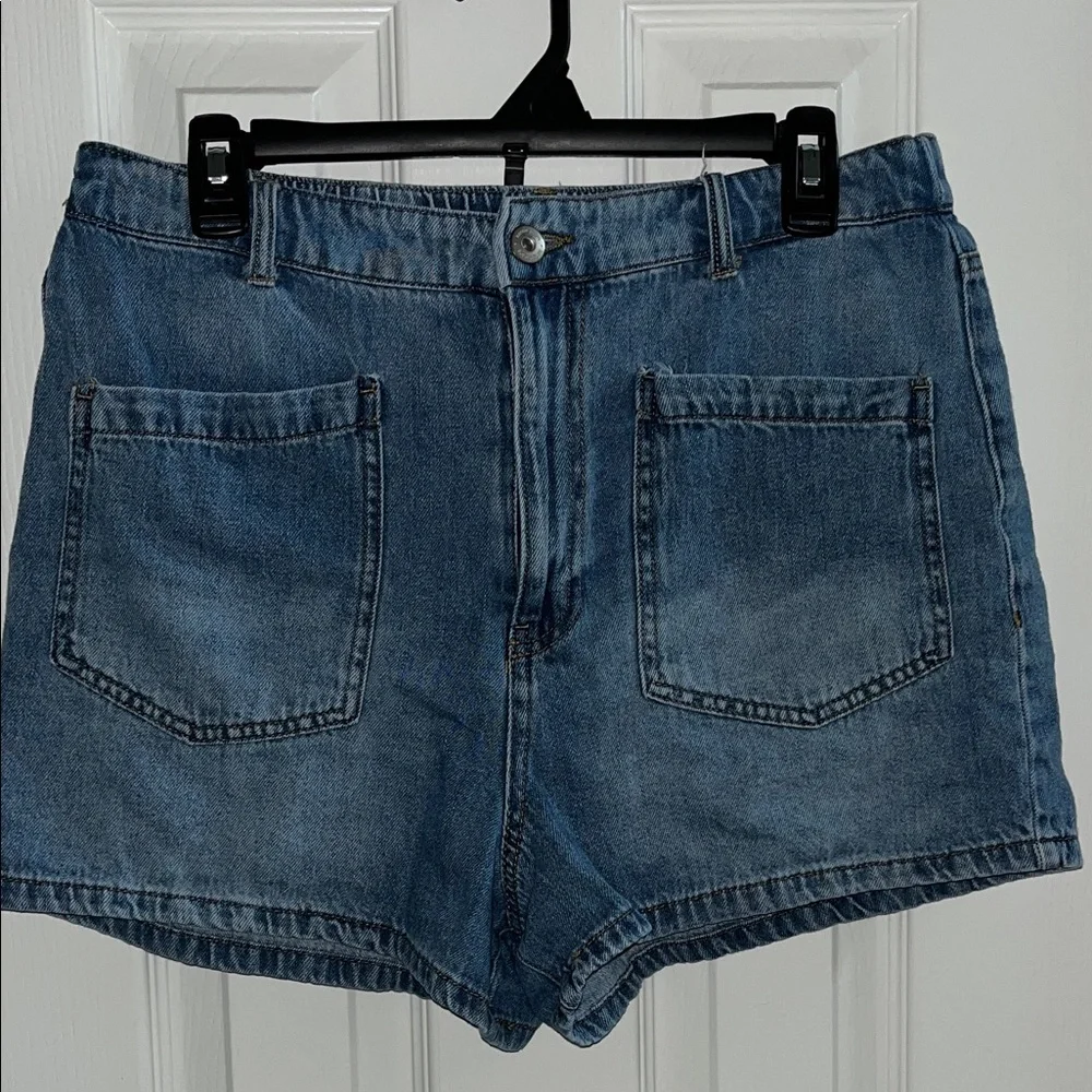 Kensie Jeans Shorts - Picture 1 of 3